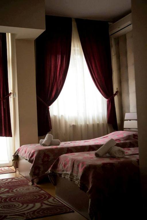 Gala-Garden Hotel Bitola Værelse billede