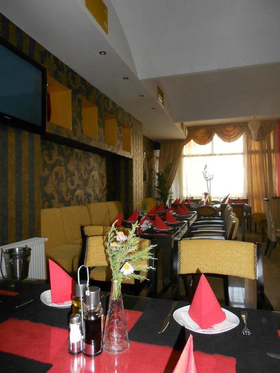 Gala-Garden Hotel Bitola Eksteriør billede